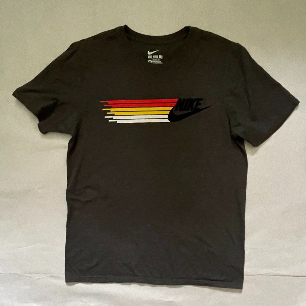 Men's NIke tshirt